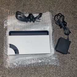 Nintendo Switch Dock Bundle With Charger
