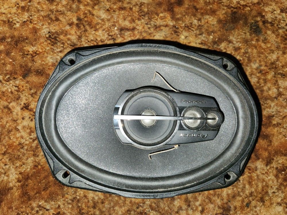 Pioneer 6x9 Ts-976m
