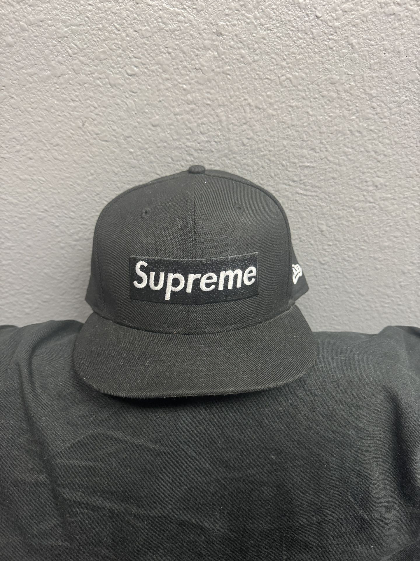 Supreme New Era Fitted 