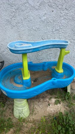 Water or sand toy for kids