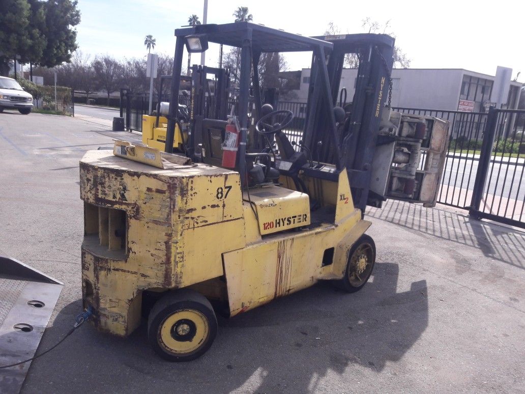 Hyster forklift 1200lbs