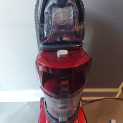 Vaccum Cleaner Works Excellent 