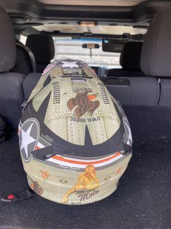Large O’Neil Helmet