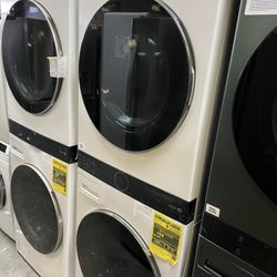 LG Front Load Laundry Tower - Washer/Dryer 