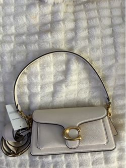 White coach tabby 20