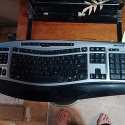Wireless Mouse And Board