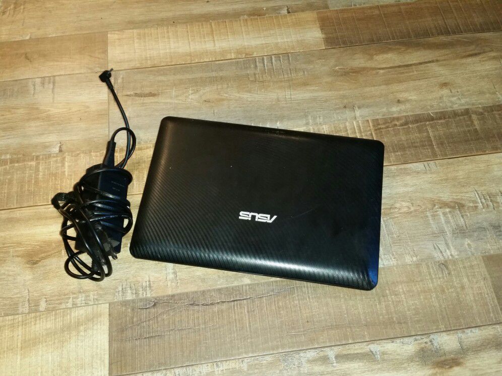 Asus 9 Inch Laptop small And Portable Laptop. 