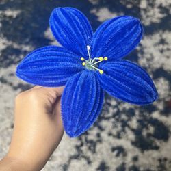 Beautiful Handmade Pipe Cleaner Flowers 🌸