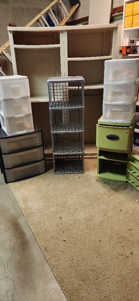 7 Rubbermaid Storage Cabinets And Shelves