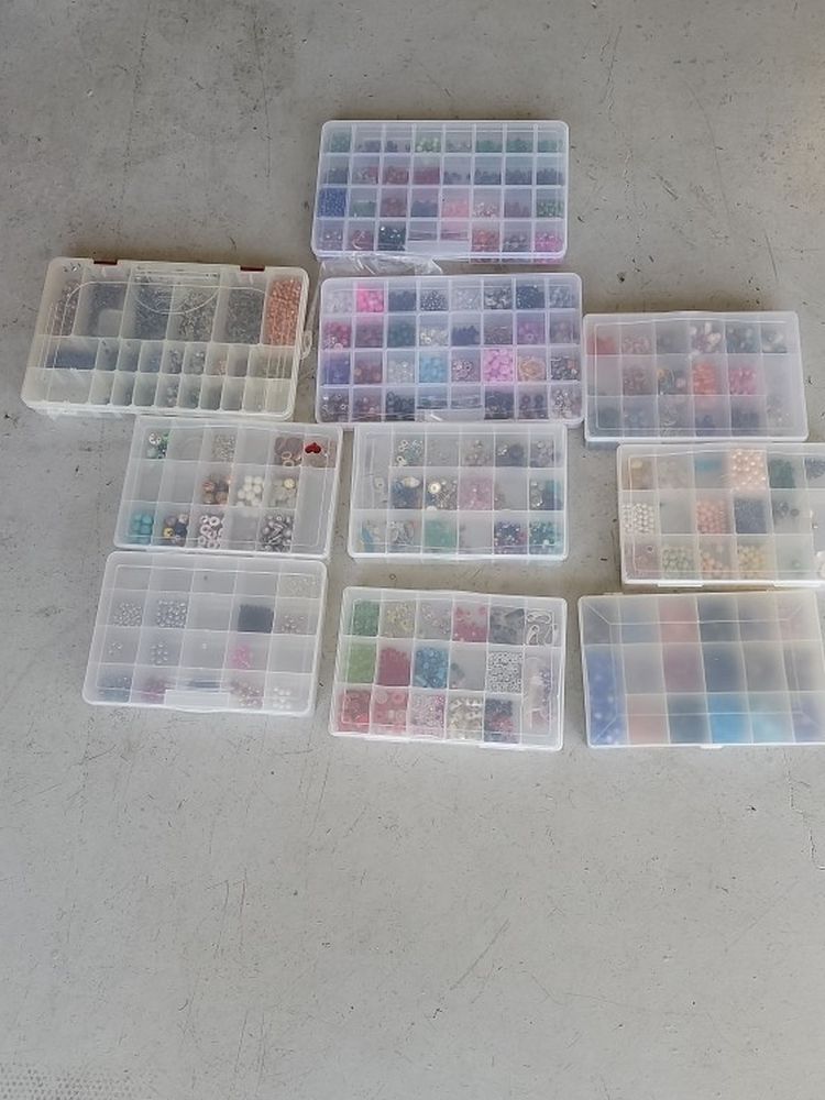 Beads To Make Stuff With In Great Condition