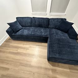 Jennifer Taylor Home Brenley 110.5” 2-Piece RAF Sectional Sofa – Twilight Navy Blue