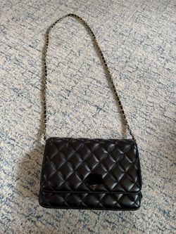 Black crossbody purse