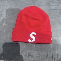 SUPREME BEANIE