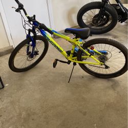 Boys 24” Mongoose Mountain Bike