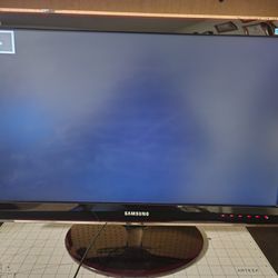 27" Monitor