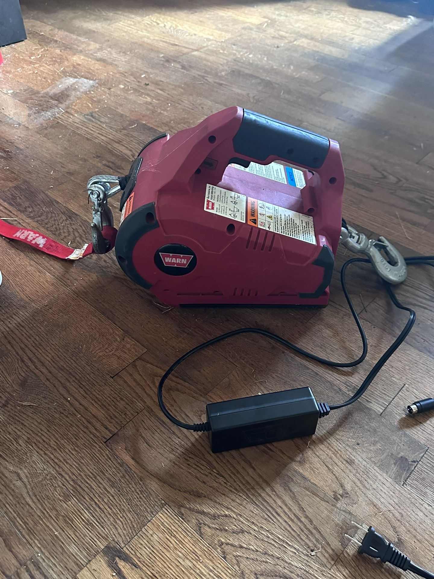Warn Pullzall 24v Cordless Winch w/Charger