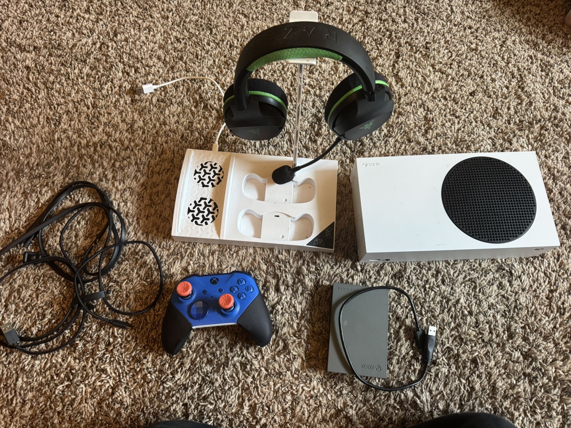 Xbox S Package