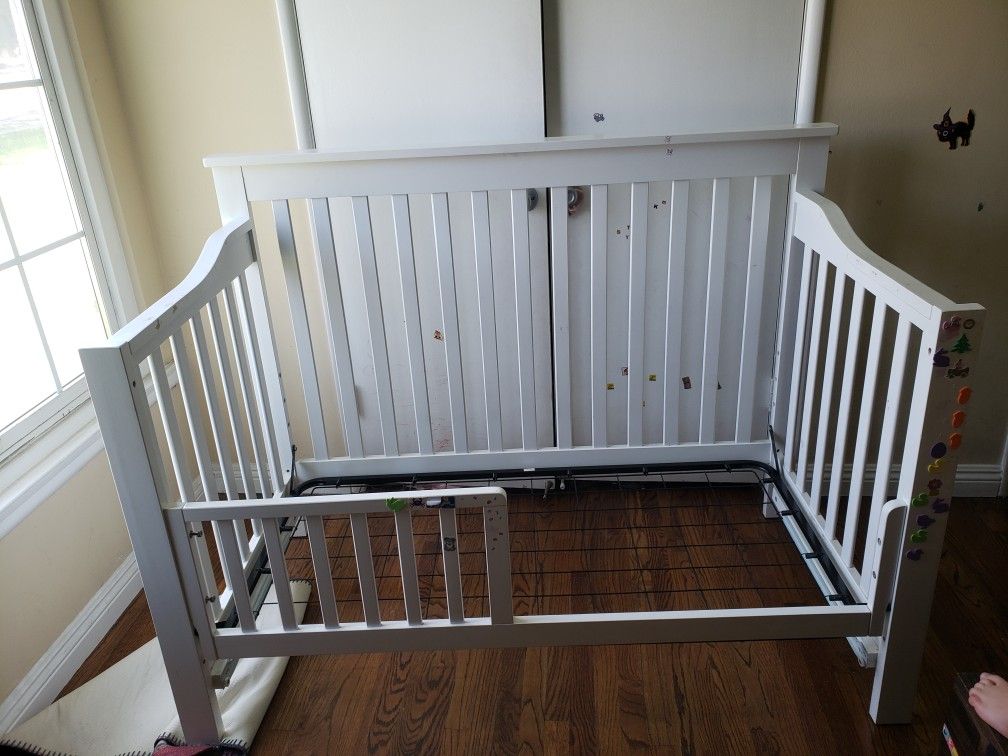 GRACO CRIB for Sale in Arcadia, CA OfferUp