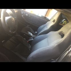 Acura integra Bucket Seats From Stock RSX Has DC2 Custom Rails