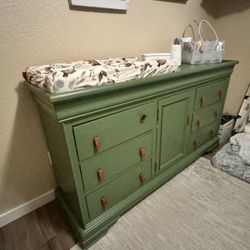 Dresser/changing Table