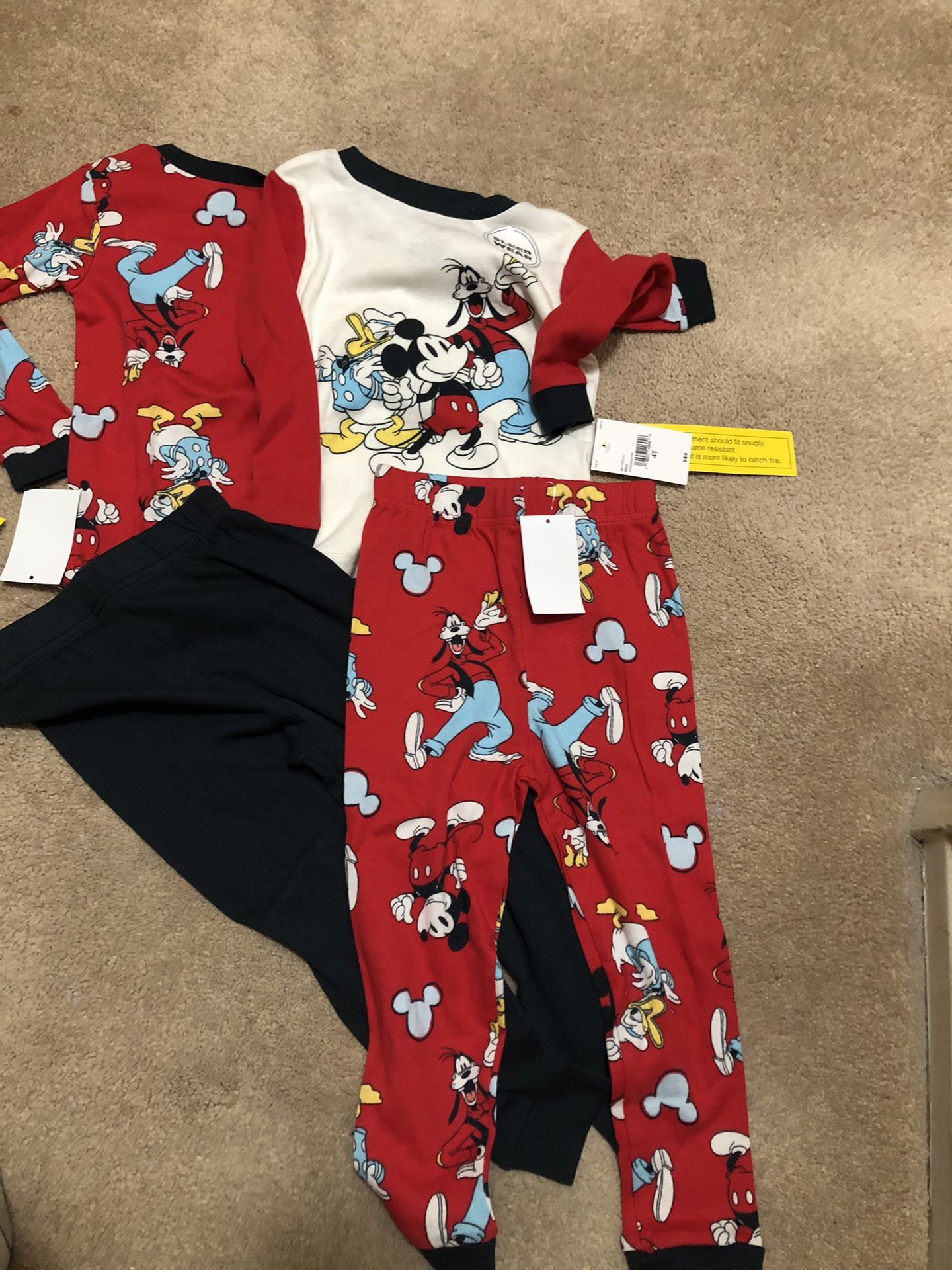 DISNEY MICKEY PJS SIZE 4T New Firm On Price :)