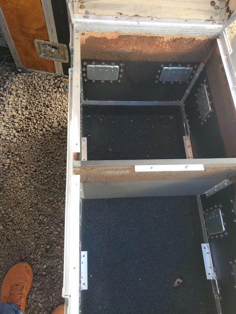 Create  Wood Box  For Shipping And Carry On  I ASK $50.00