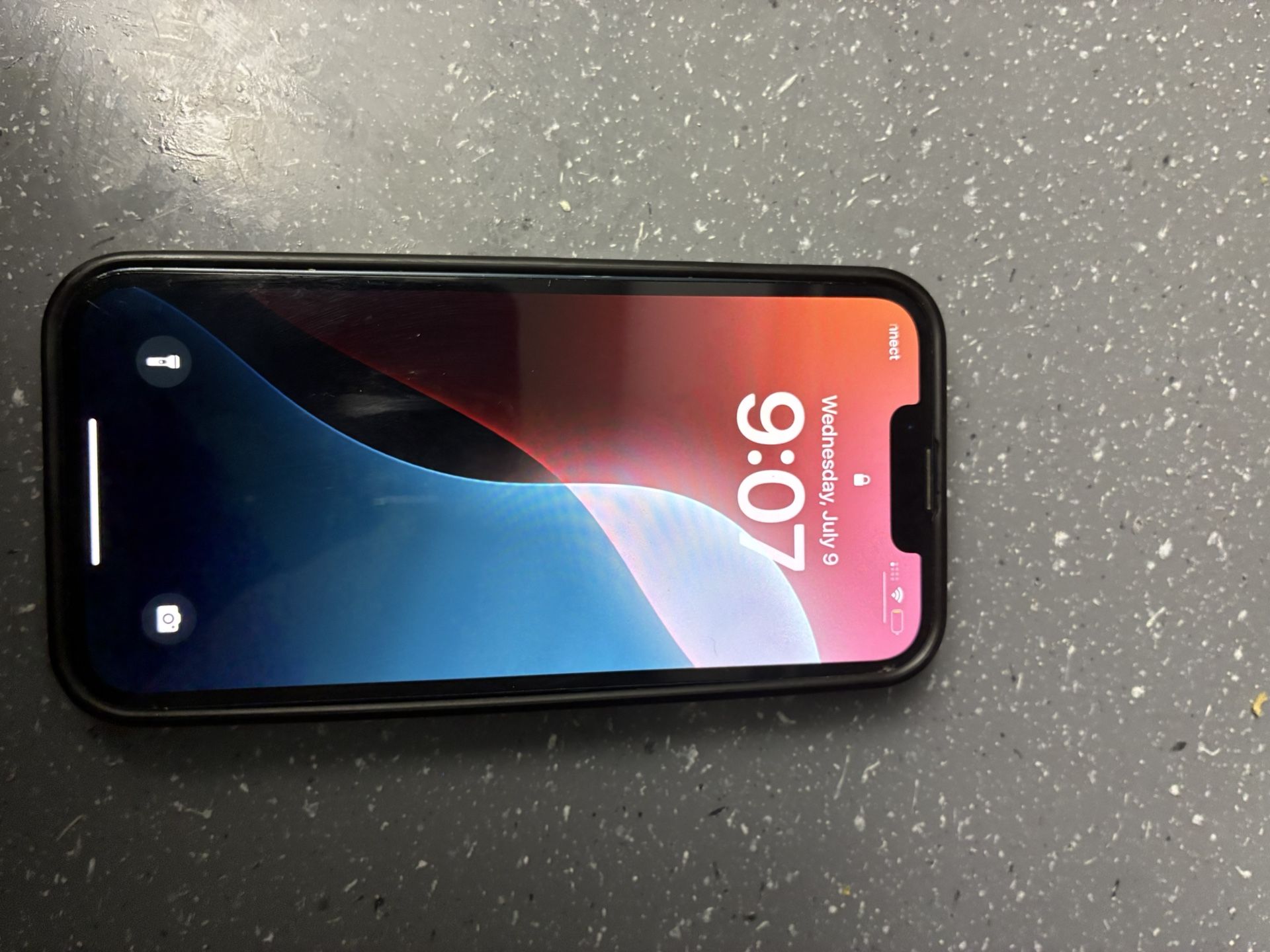 Unlocked iPhone 13
