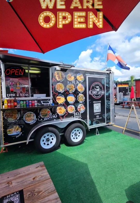 Food Trailer ( 14ft X 7ft ) In Perfect Condition ( Clean )