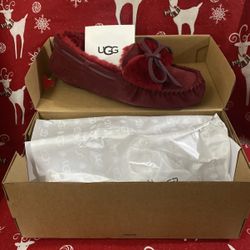 Ugg Slippers 