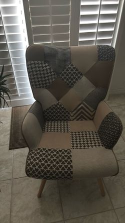 Accent chairs -2