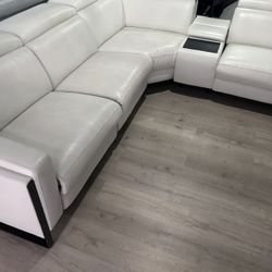 SECTIONAL GENUINE LEATHER RECLINER ELECTRIC WHITE COLOR.. DELIVERY SERVICE AVAILABLE ✅💥🚛