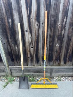 Broom & Shovle