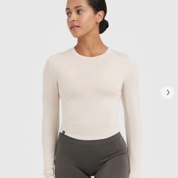 Mellow Soft Mid Long Sleeve Top