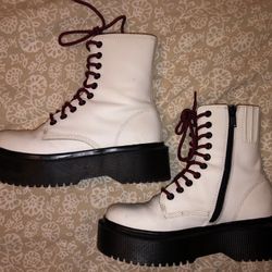 Jeffrey Campbell (Sopas)