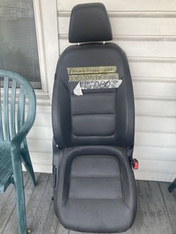 Jetta VW Front Right Seat 2010-2014