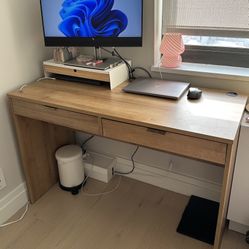 Wood 2-Drawer Desk