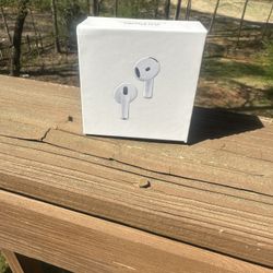 AirPods (4th Gen) Wireless Earbuds W/ Active Noise Cancellation *Best Offer*
