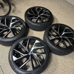 Sleek 24” Lexani Wheels Ghost Gloss Black Machined Rims W/ Toyo Tires