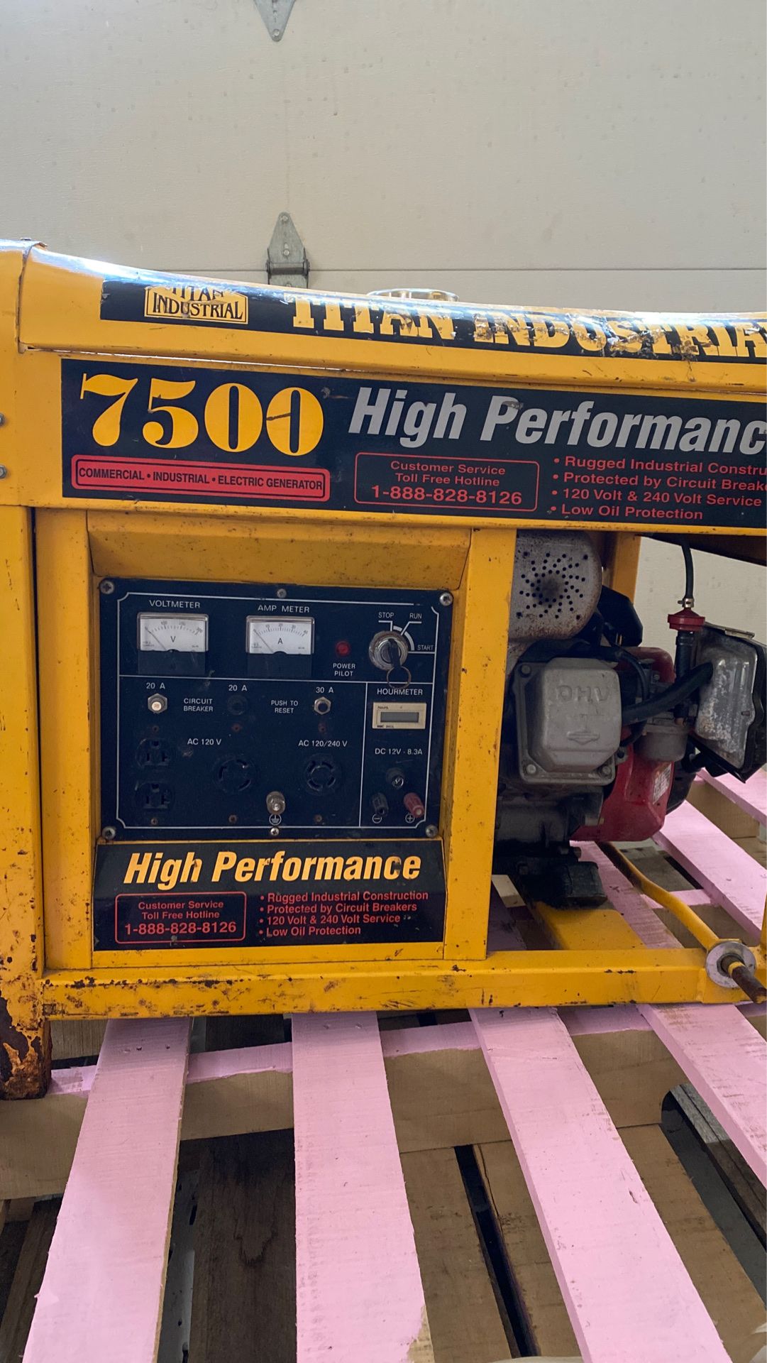 Titan industrial 7500 high performance commercial gas powered generator