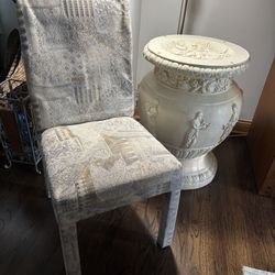 Roman Glass Round table and 4 Chairs