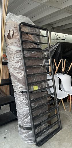 Convertible Futon
