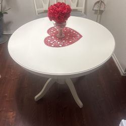 Dining Table 4 Chairs (practically New)