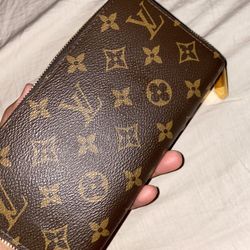 Louis Vuitton Wallet