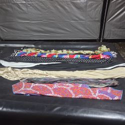 7 woman's scarfs