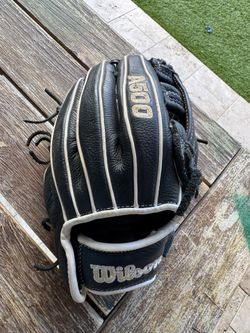 Youth Wilson A500 10.5