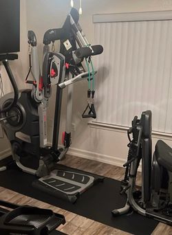Bowflex revolution Home Gym Machine
