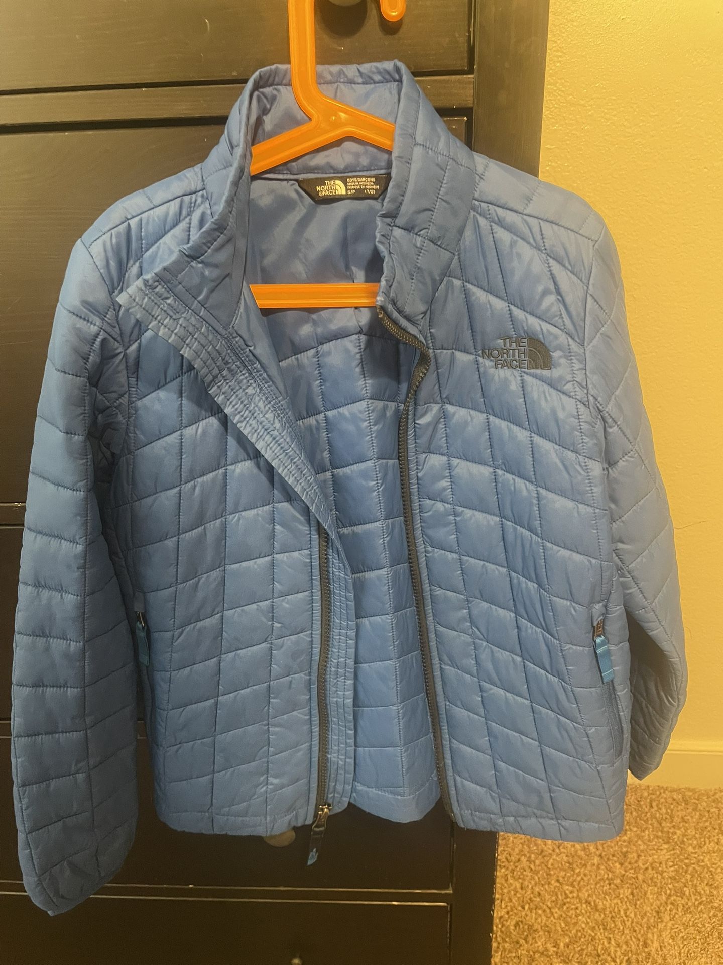 Boys 7-8 North Face Jacket 