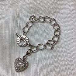 Vintage Monet Valentine’s Rhinestone Heart Toggle Bracelet 