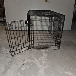 Large  2 Door Animal Kennel/Crate (collapsible)