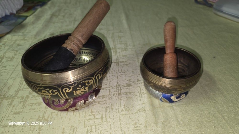 Singing Bowls